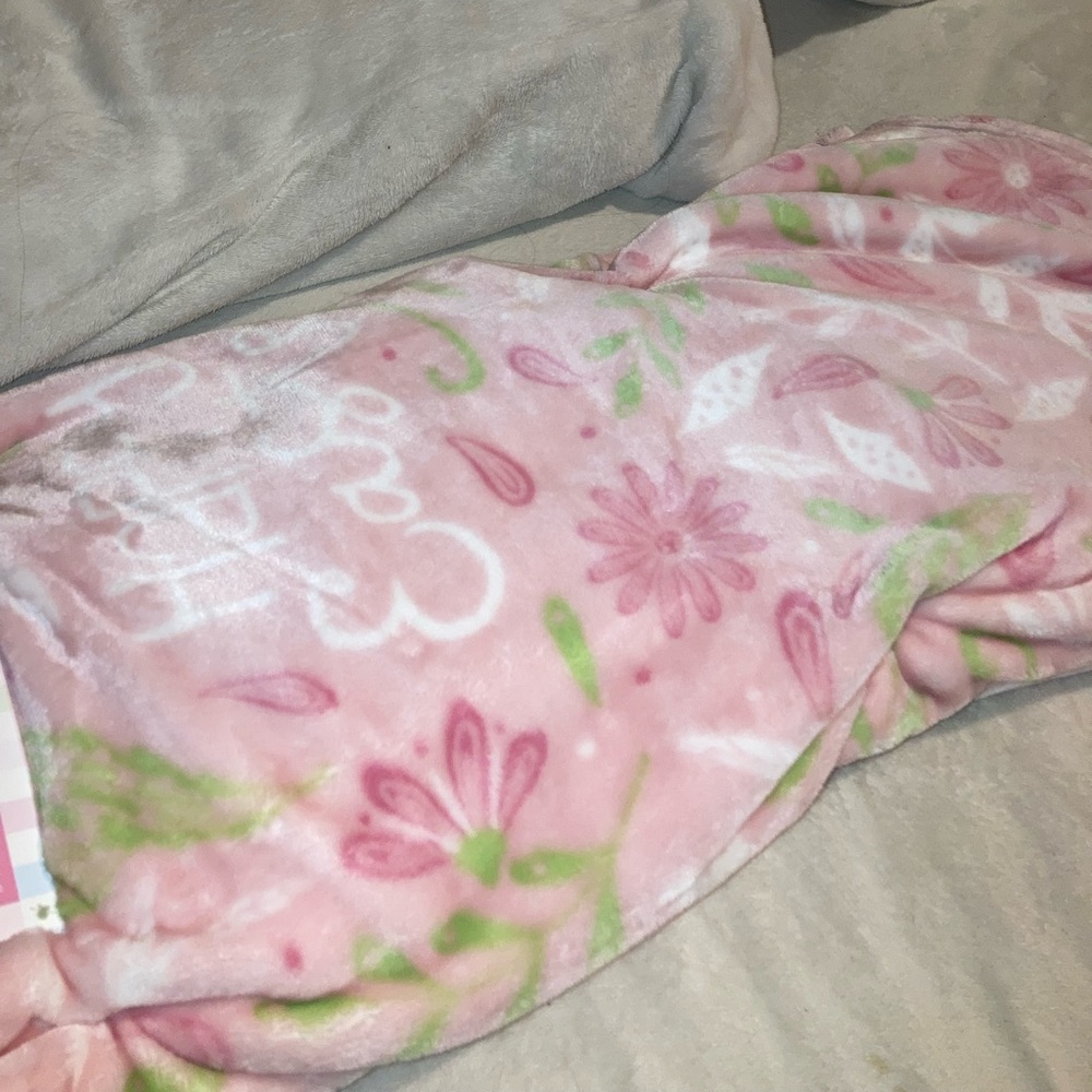 Lily & Lark Oversized Decorative Throw 60 x 70in Happy Easter Blanket